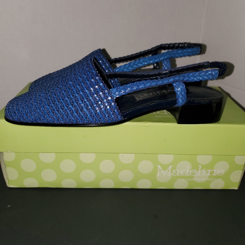 New Women's Flat Sandals size 6.5M